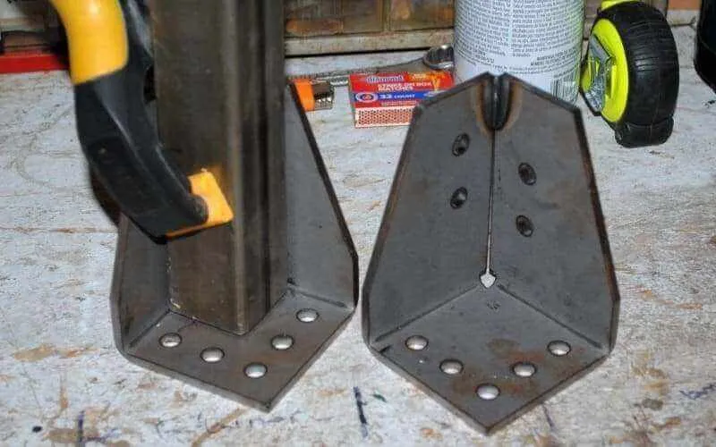 Trailer Rack Corner Brackets by Dinoot